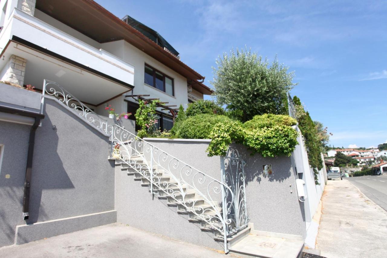 Apartments Tramontana Nr Portorož Kültér fotó