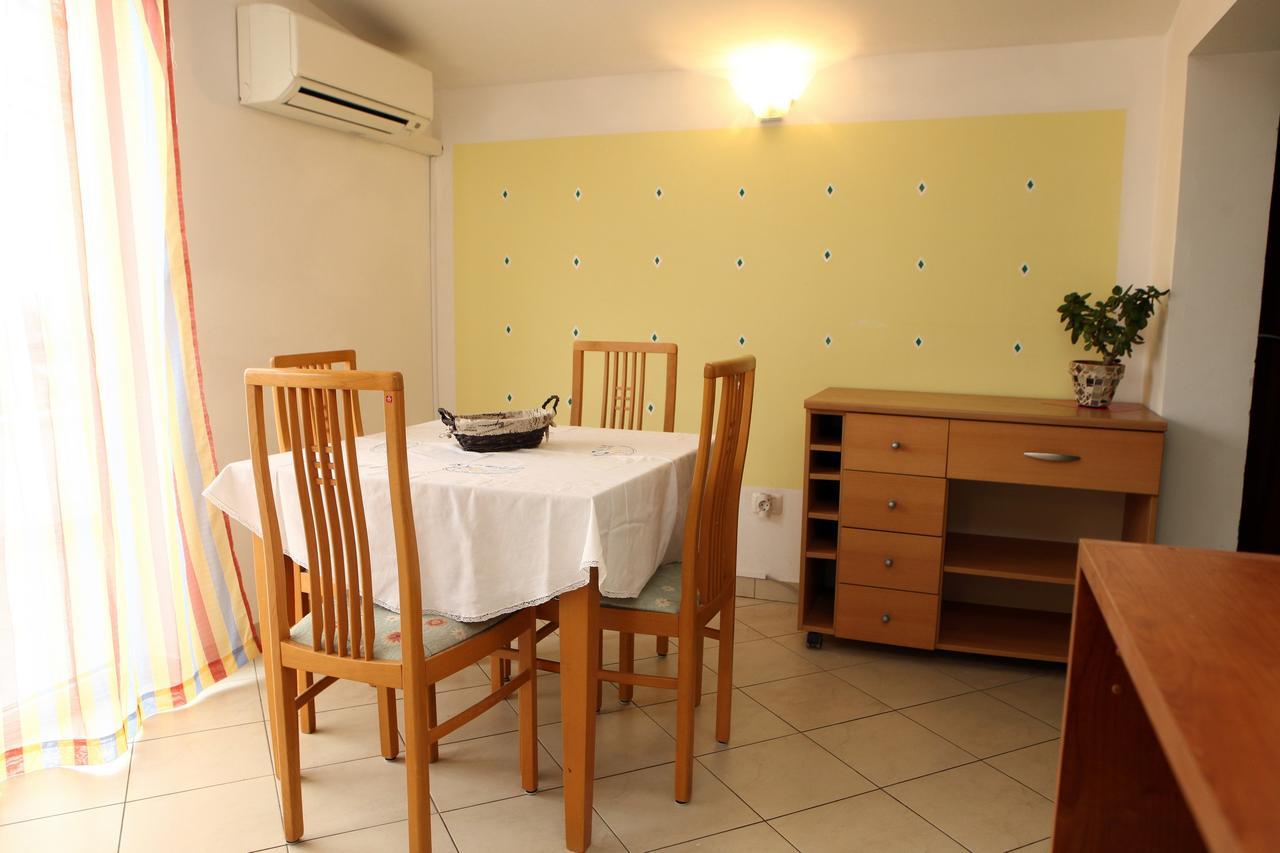 Apartments Tramontana Nr Portorož Kültér fotó